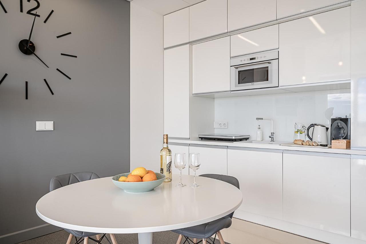 Rentplanet - Apartament Sky Tower Wrocław Eksteriør billede